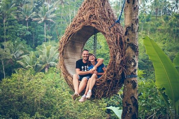 Comment choisir la meilleure agence de voyage pour un voyage de noces inoubliable?