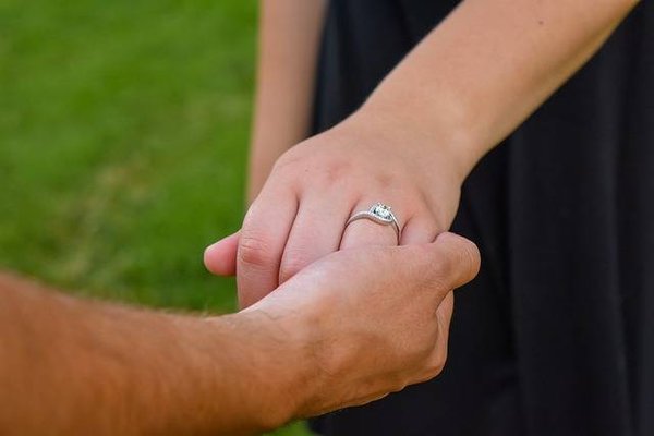 Mariage Alternatif : 5 façons de financer votre mariage sans liste de mariage traditionnelle